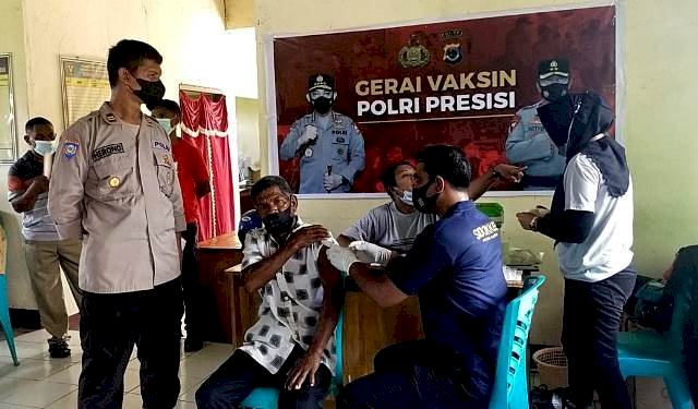 Peduli Masyarakatnya, Polres Flotim Terus Dirikan Gerai Vaksin Polri Presisi