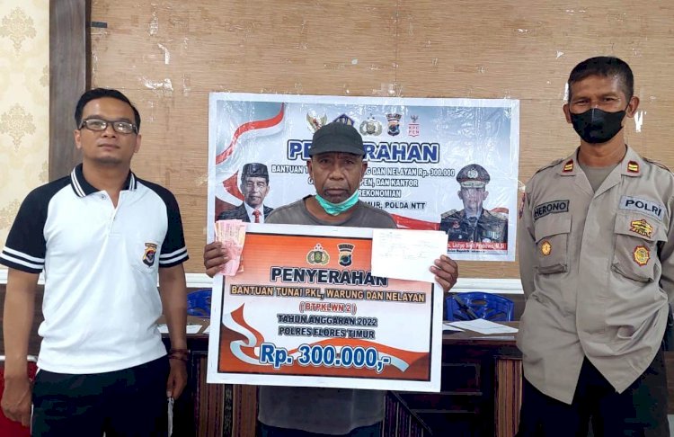 Sudah 97,43 %, Tim BTP Polres Flotim Terus Salurkan Bantuan