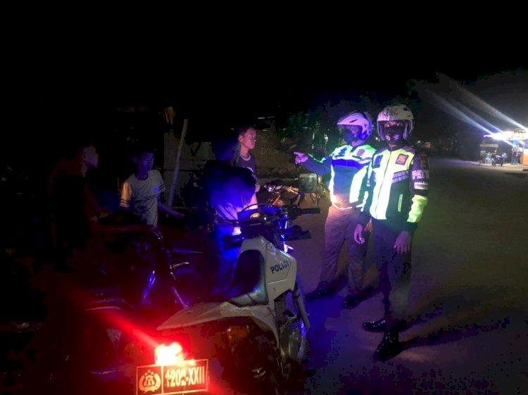 Ciptakan Kamseltibcar Lantas, Sat Lantas Polres Lembata Terus Tingkatkan Patroli Malam