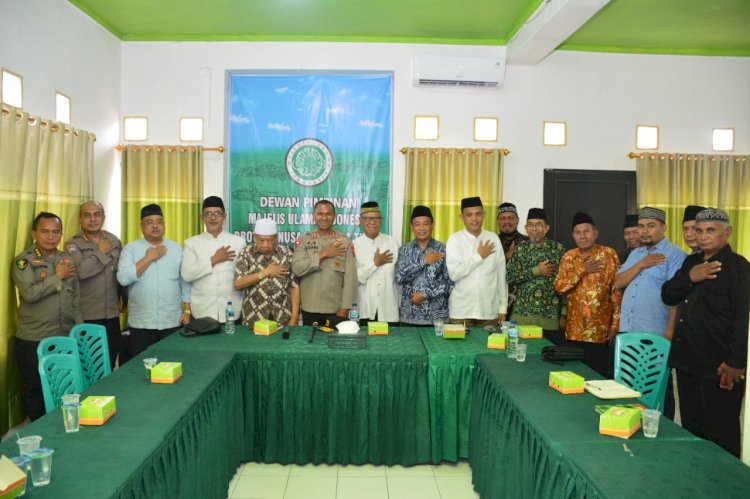 Jalin Silaturahmi, Kapolda NTT Kunjungi Pengurus Dewan MUI Provinsi NTT