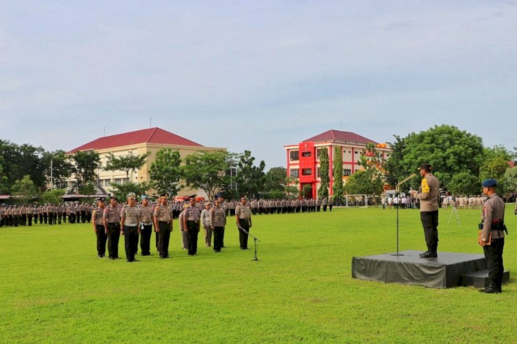 Kapolda NTT Pimpin Upacara Kenaikan Pangkat Perwira, Bintara, Tamtama dan ASN Polri