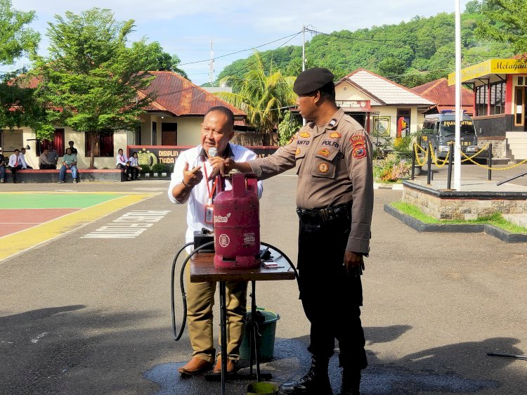 Anggota Polres Flotim Ikut Sosialisasi Penggunaan Tabung Gas Elpiji