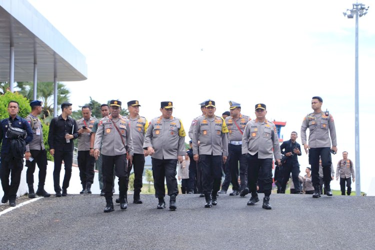 Jelang KTT Asean,  Kapolda NTT dampingi Wakapolri Lakukan Pengecekan Kesiapan Pengamanan di Labuan Bajo