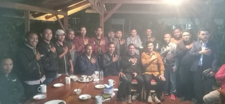 Silaturahmi Dengan Insan Pers di Manggarai, Kapolda NTT : Peran Media Sangat Penting Dalam Menyampaikan Informasi