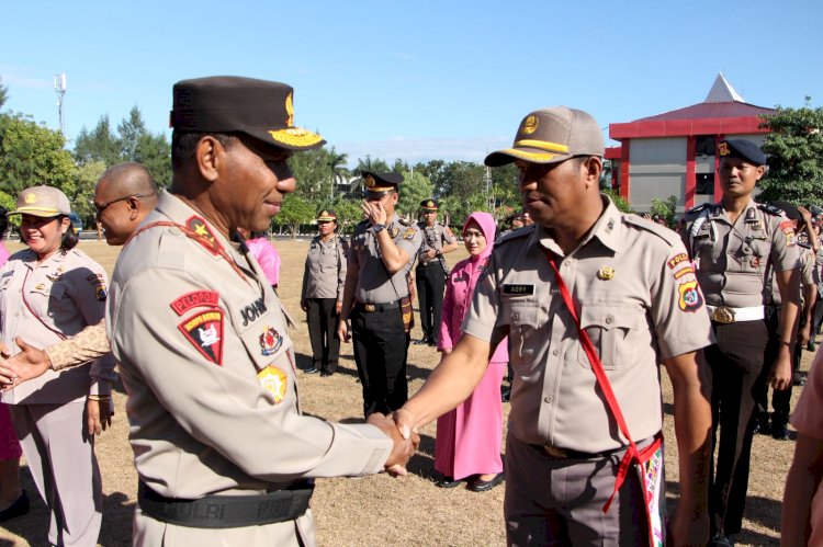 Kapolda NTT Pimpin Upacara Korps Raport Kenaikan Pangkat Anggota dan ASN Polri