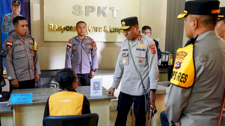 Tinjau Unit Pelayanan Publik Polres TTU, Kapolda NTT :  Terus Berikan Pelayanan Yang Terbaik Bagi Masyarakat