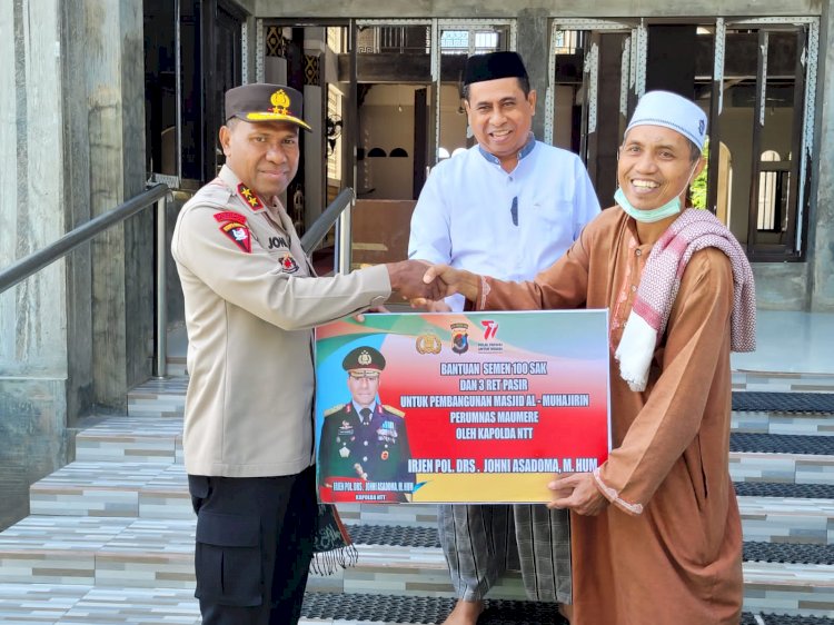 Kapolda NTT Beri Bantuan Pembangunan Masjid Al-Muhajirin Perumnas Maumere