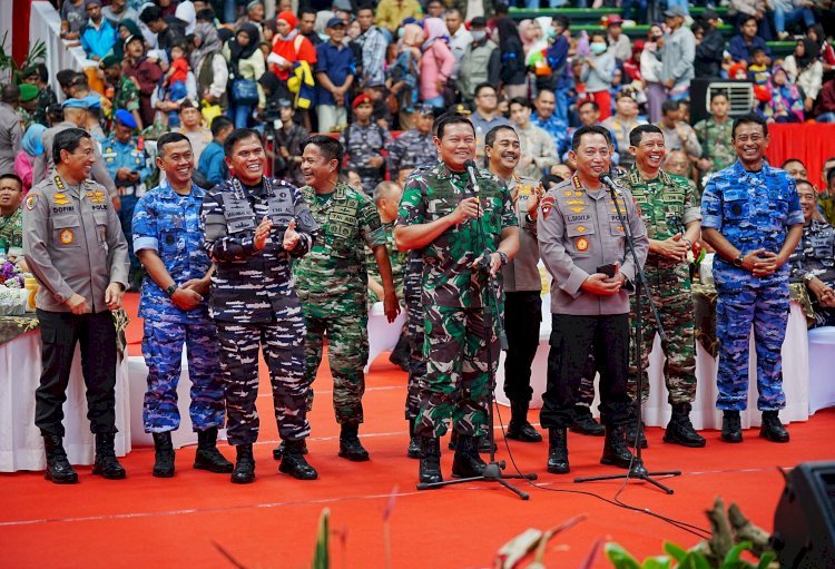 Bakti Kesehatan dan Sosial Altar 89, Kapolri: Bukti Sinergisitas TNI-Polri Hadir di Tengah Masyarakat