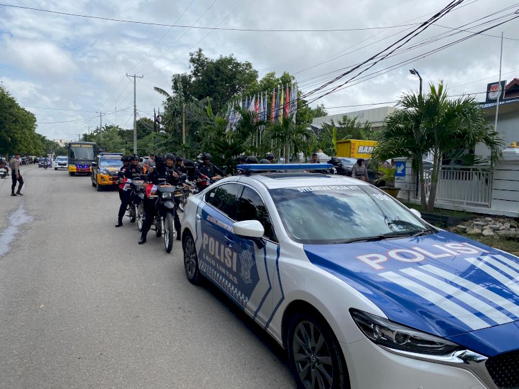 Gabungan Satgas OMB Turangga Polda NTT Gelar Patroli Dialogis untuk Menjaga Kamtibmas Selama Kampanye Pemilu 2024