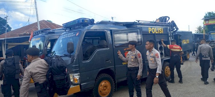 Polda NTT Kirim 102 Personel Ditsamapta BKO ke Flores Timur untuk Penanganan Dampak Erupsi Gunung Lewotobi