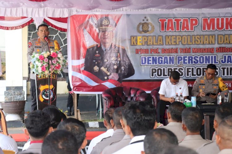 Berikan Arahan kepada Anggota Flotim, Kapolda NTT: Siapkan Diri Sebagai Pembasmi Masalah