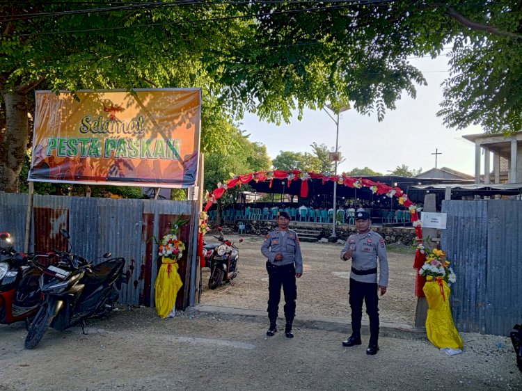 Anggota Polda NTT Amankan Ibadah Paskah di Kota Kupang