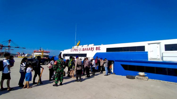 Polsubsektor Pelabuhan Tenau Kupang, Amankan Arus Mudik Gratis Menuju Pulau Rote