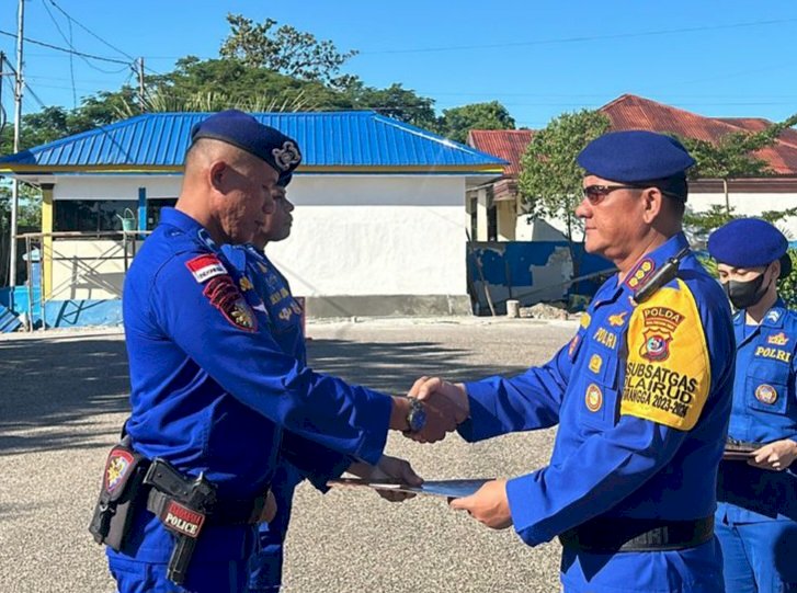 Dua Personel Polisi RW Ditpolairud Polda NTT Raih Penghargaan atas Prestasi dan Inovasi Sosial