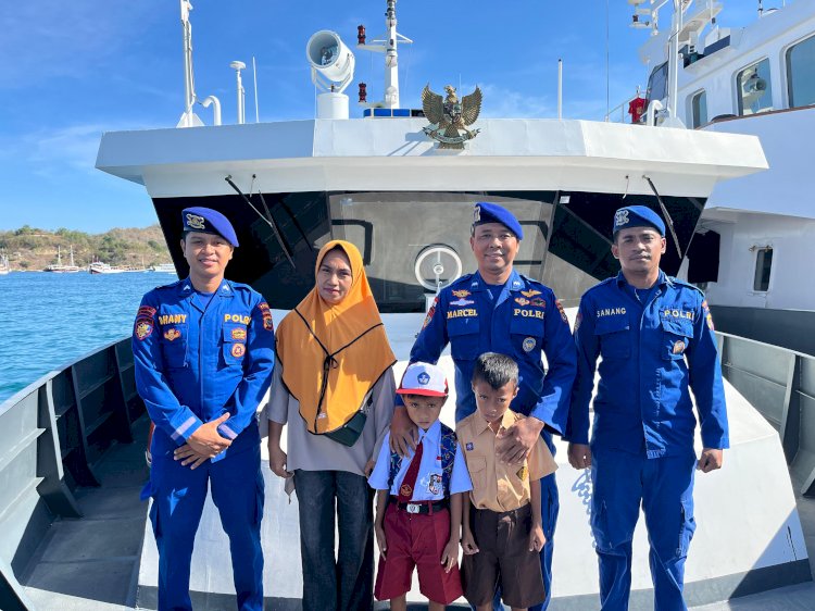 Ditpolairud Polda NTT Berikan Bantuan Perlengkapan Sekolah untuk Anak Terdakwa Kecelakaan Kapal