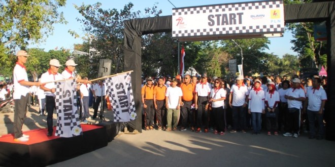 Anggota Polres Belu Ramaikan Jalan Sehat “BUMN Hadir Untuk Negeri”