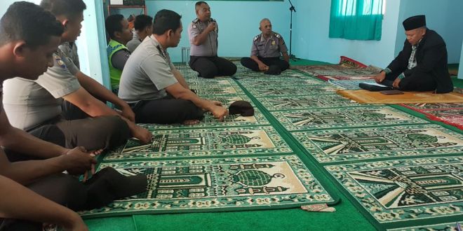 Jelang Idul Adha 1438 H, Ustad Adam Khairul S.Ag Ajak Anggota Polres Belu Berkurban