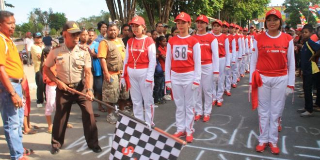 Turut Meriahkan HUT RI Ke-72, Bhayangkari Polres Belu Ikut Lomba Gerak Jalan 8 KM