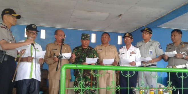 Bersama Forkopimda Kapolres Sumba Barat canangkan Tahun Keselamatan untuk Kemanusiaan Tahun 2017-2018