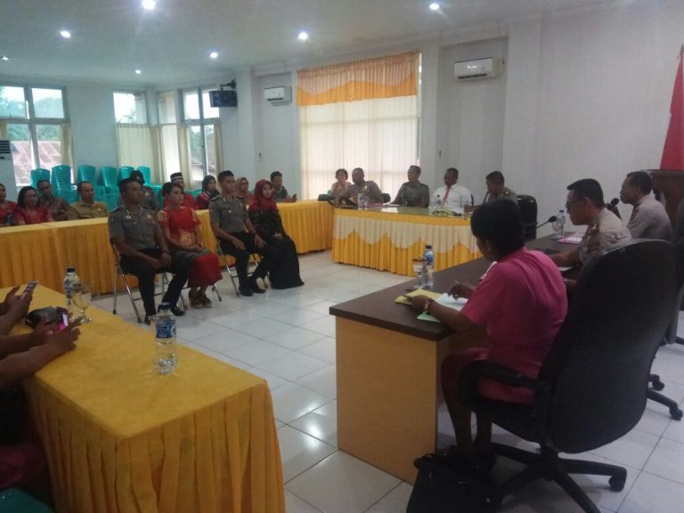 Bagian sumber daya manusia gelar sidang BP4R Dua Personil Polres Belu