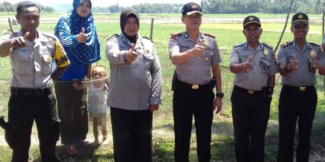 Kapolres Sumba Barat Tinjau Budidaya Bawang Merah Binaan Bhabinkamtibmas