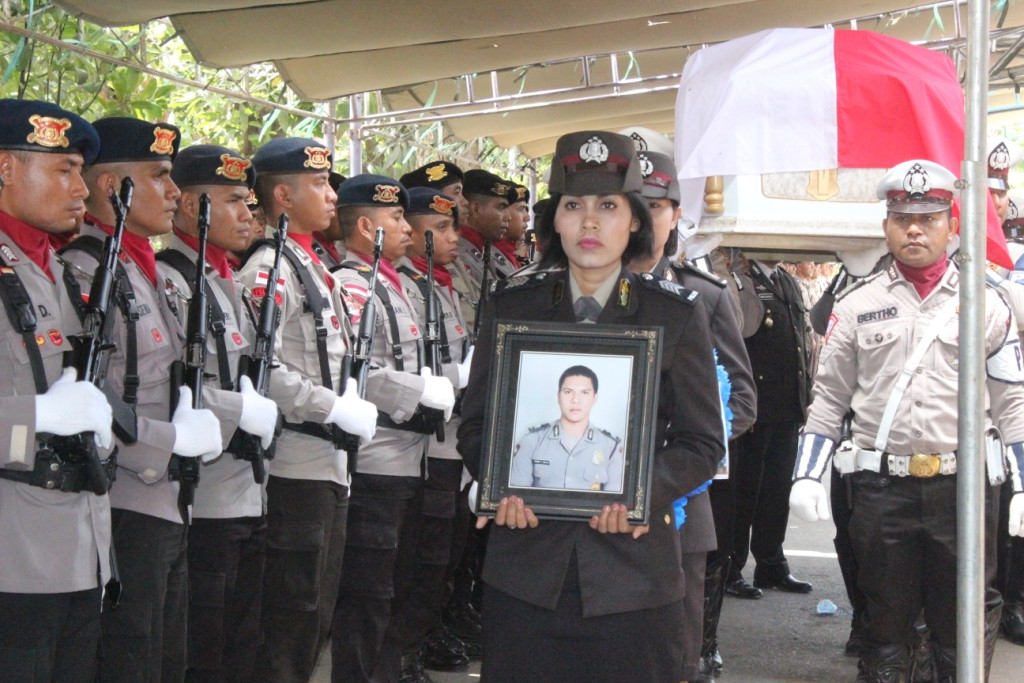 Penghormatan Terakhir Polres Kupang Kota