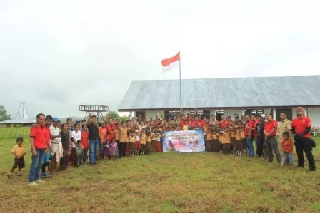 Jejak Extrim TTNT ASADE Menyapa Para Murid di Pegunungan Manuk