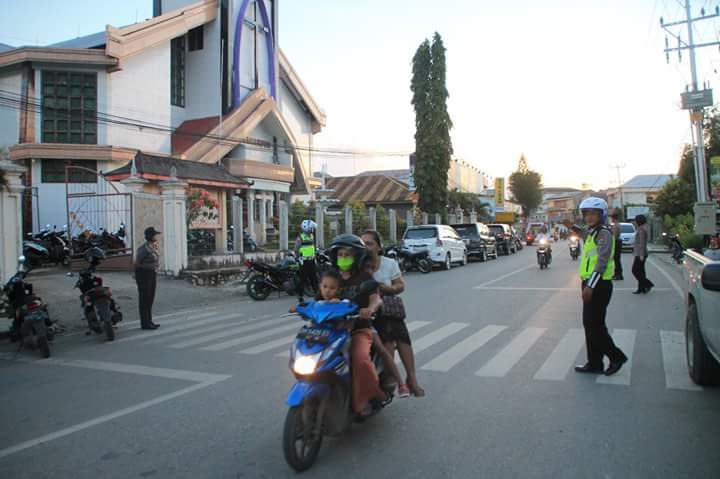 Ops Semana Santa 2018 : Polres Belu dan Jajaran Amankan Misa Kamis Putih