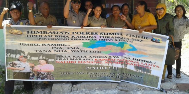 Sat Binmas Polres Sumba Timur sosialisasi bahaya kebakaran hutan