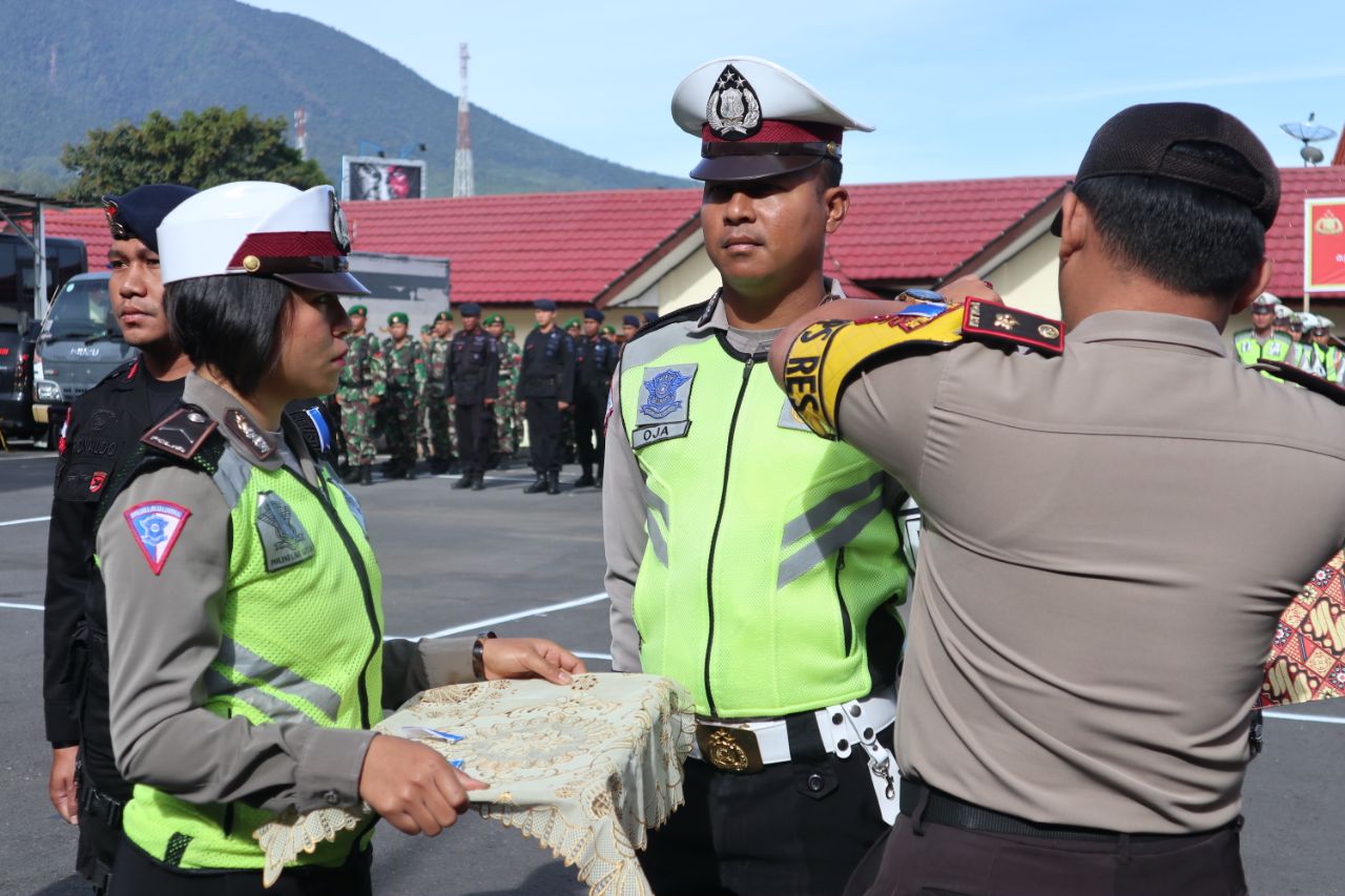 Polres Manggarai Melaksanakan Apel Gelar Pasukan Operasi Semana Santa Turangga 2018