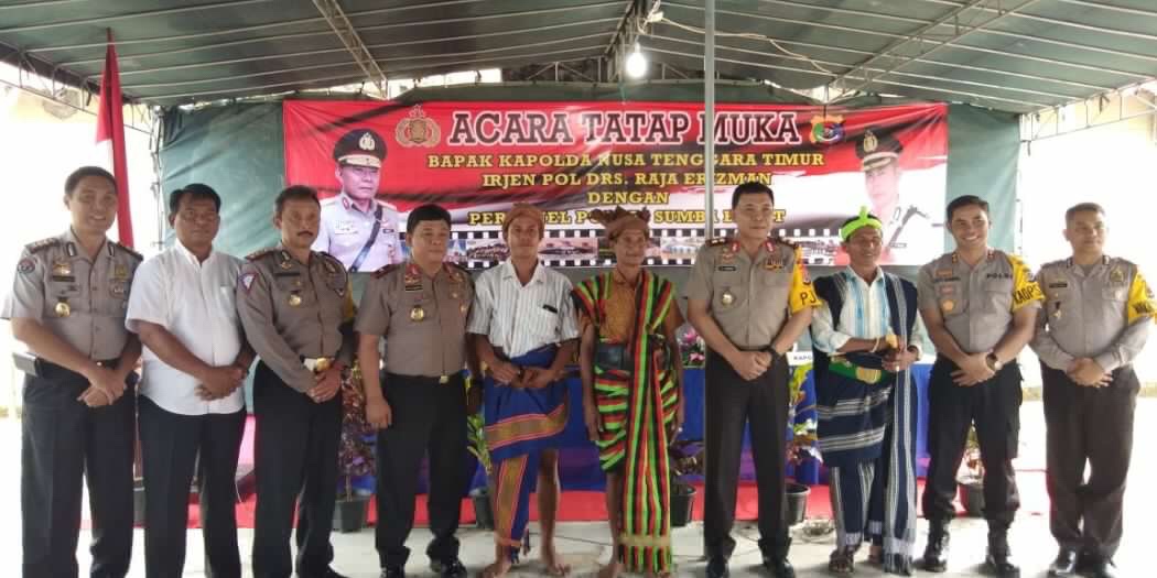 Kapolda NTT Irjen Pol. Drs. Raja Erizman Injakan Kaki Di Tanah Merapu