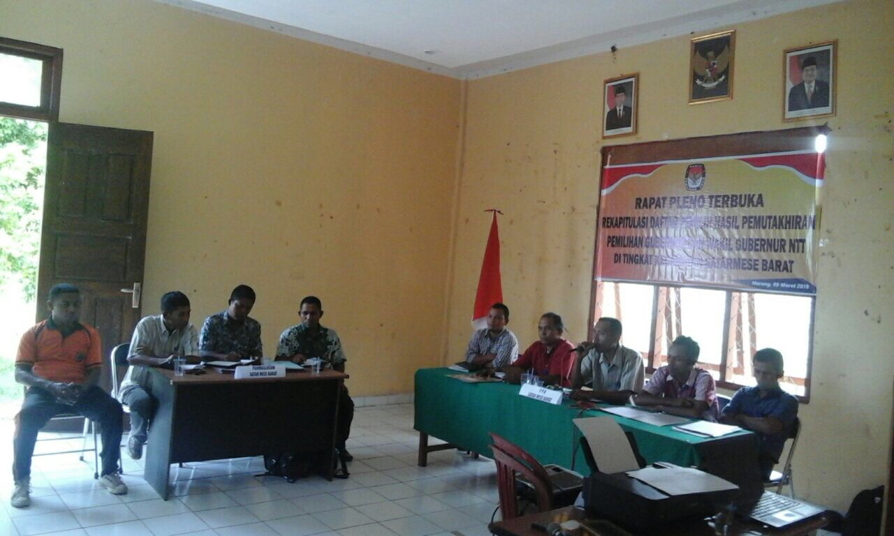 Bhabinkamtibmas Desa Cambir Leca Hadiri Rapat Pleno Terbuka