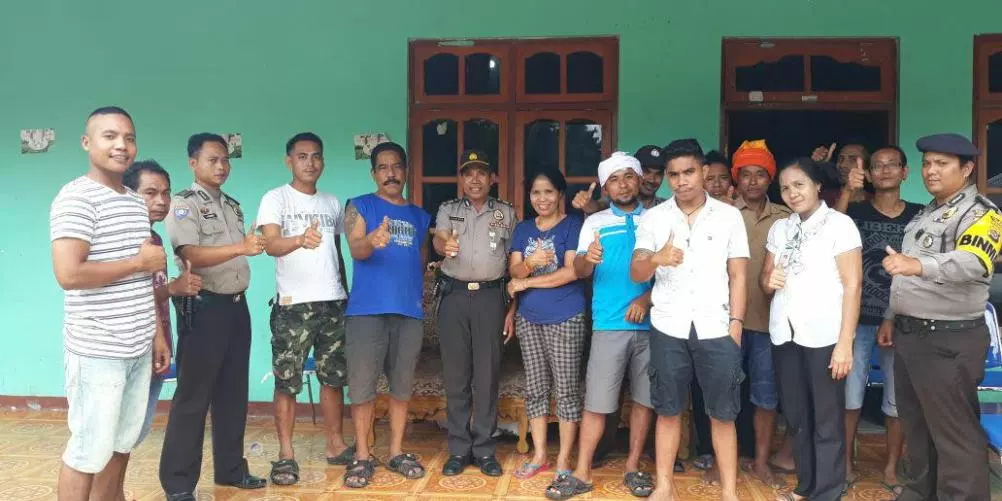 Polres Sumba Barat dan Jajaran Gencar Mendeklarasikan Pesan Anti “HOAX”