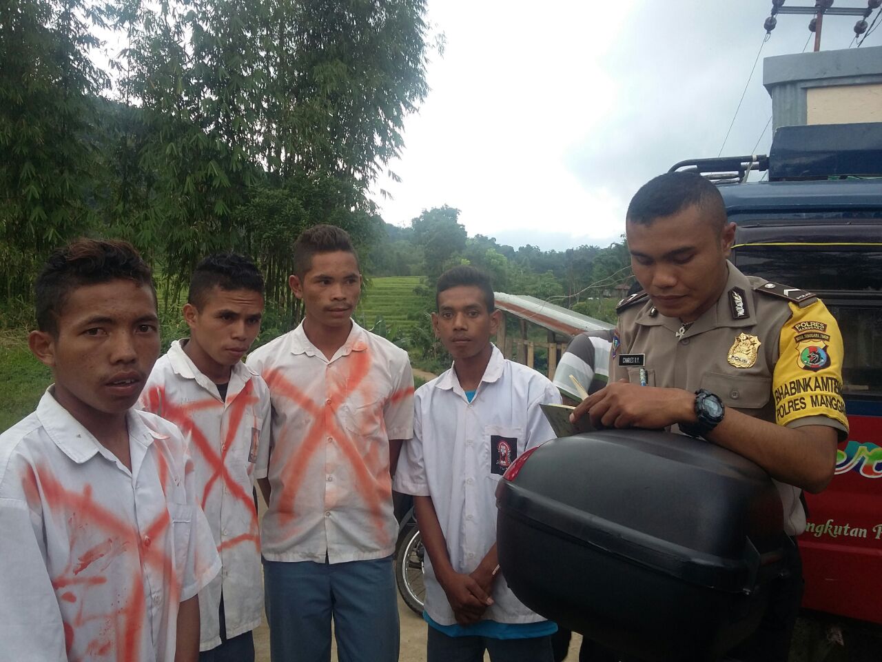 Bhabinkamtibmas Desa Bangka Lelak patroli Antisipasi keributan antar Siswa