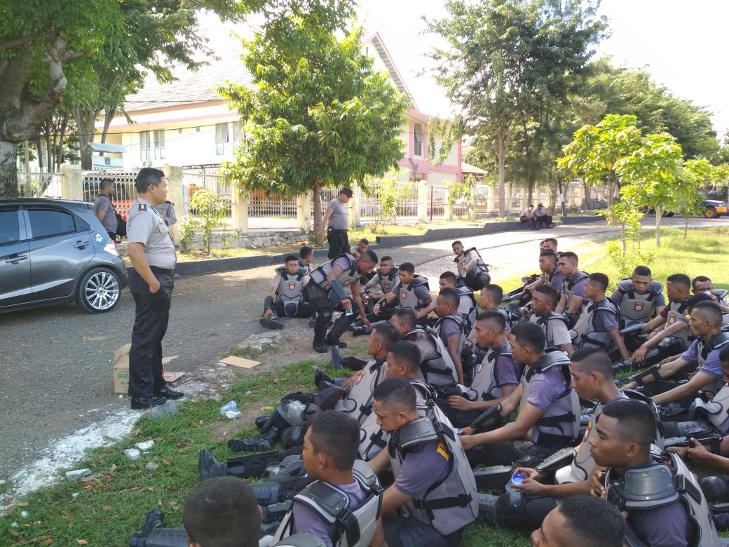 Latihan rutin Dalmas Dit Sabhara Polda NTT