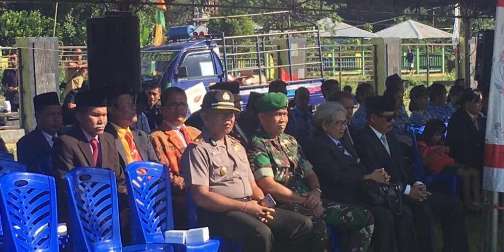 Melalui Peringatan Hardiknas, Kapolres Ajak Bangun Kecerdasan, Kebersamaan dan Keteladanan Bagi Putra Putri Sumba