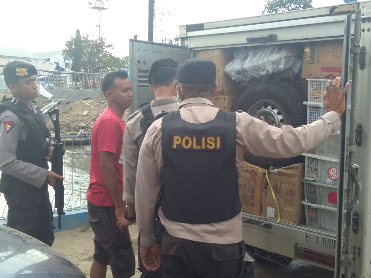 Sat Sabhara Polres Mabar perketat pengaman di Pelabuhan ASDP Labuan Bajo