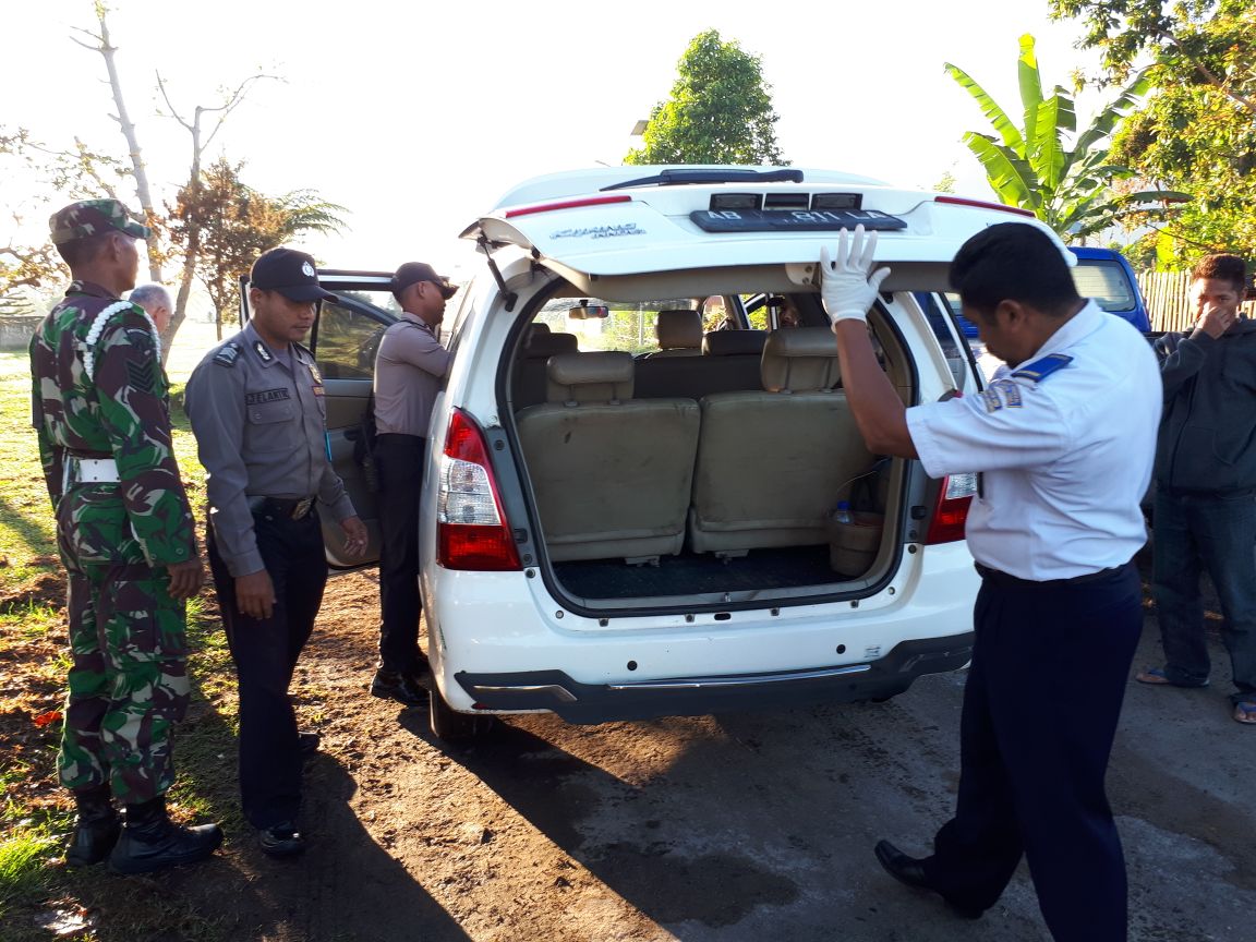 Pasca Aksi Teror di Surabaya Pihak Bandara Frans Sales Lega perketat Pengamanan