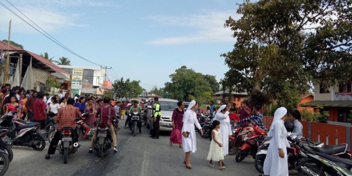 Pengamanan Ekstra Ketat Ibadah Mingguan di Wilkum Polres Sumba Barat, Pasca Ledakan Bom Surabaya