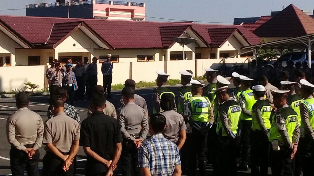 Kapolres Manggarai pimpin Apel Siaga dalam rangka Hari Buruh