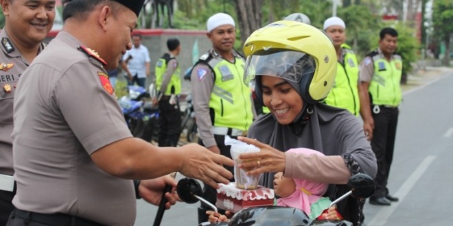 Polres Sumba Timur Gelar “Gitarama” Jelang Berbuka Puasa