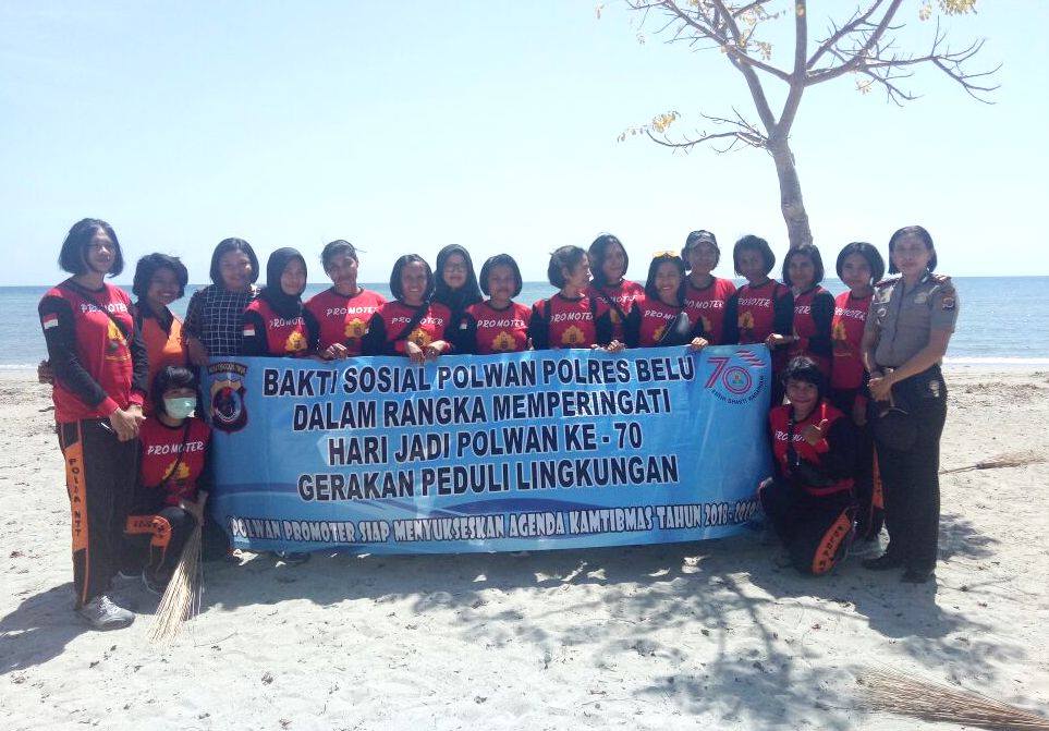 HUT Polwan ke 70:Ciptakan Lingkungan Yang Bersih, Srikandi Polwan Polres Belu Gelar Bakti Sosial di Pantai Sukaerlaran