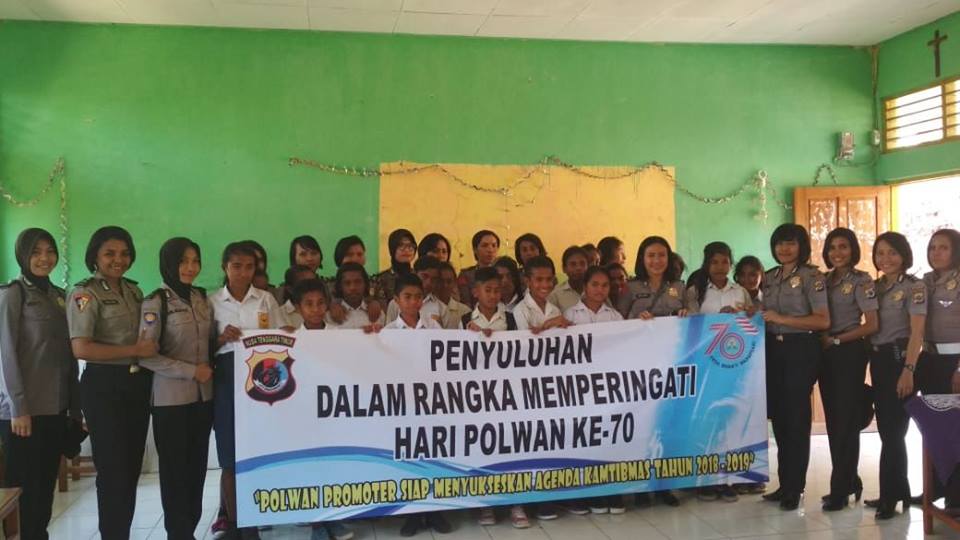 Sambut HUT Polwan ke- 70, Polwan Polres Belu Kunjungi Sejumlah Sekolah