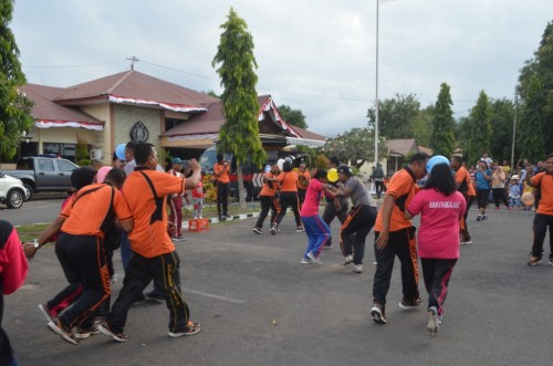 Polres Sikka Gelar Berbagai Macam Perlombaan Jelang HUT RI ke 73