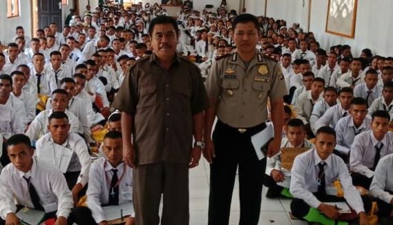 Antisipasi Penyalahgunaan Narkoba, Polsek Loura Lakukan Sosialisasi