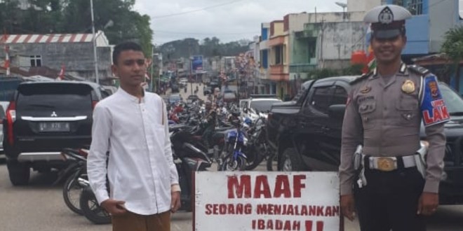 Toleransi Umat Beragama Melalui Pengamanan Ibadah Sholat Jumat oleh Satuan Lantas Polres Sumba Barat