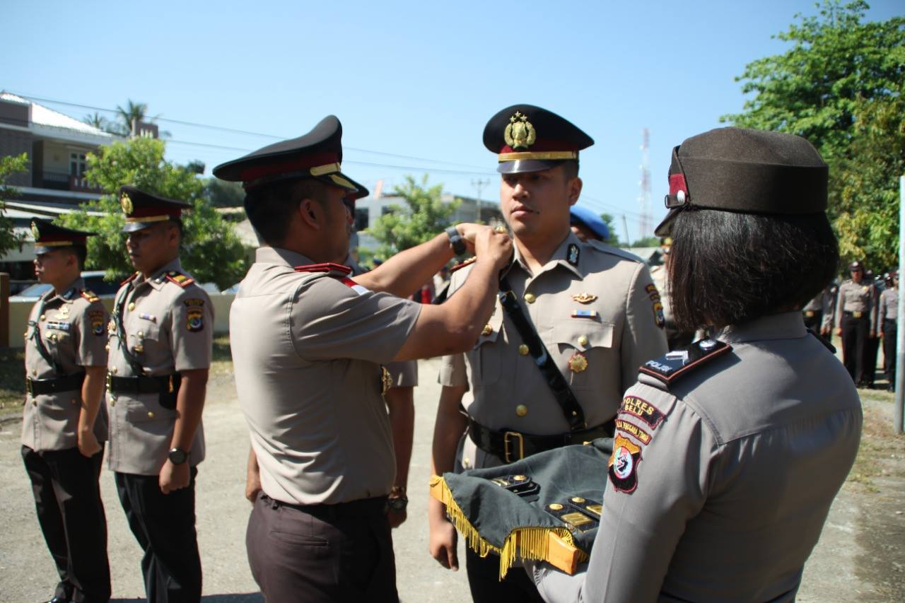 Pimpin Sertijab, Ini Harapan Kapolres Belu kepada Pejabat Baru Kasat Reskrim dan Kapolsek Malaka Tengah