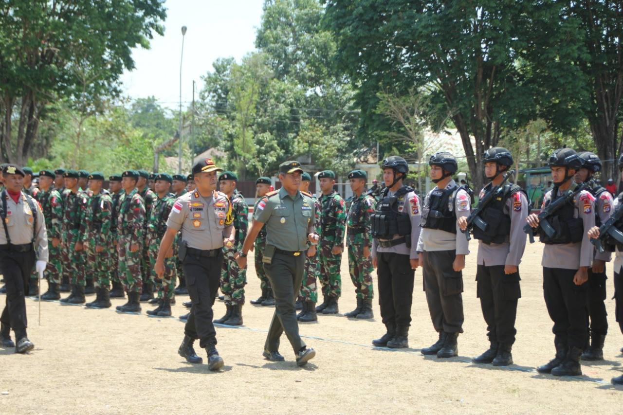 Kapolres Belu dan Dandim 1605 Belu, Pimpin Apel Gelar Pasukan Ops Mantap Brata Turangga 2018