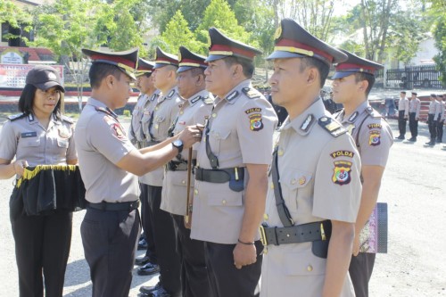 Kapolres TTU Pimpin Upacara Sertijab Wakapolres, Kasat Intelkam dan Kasat Reskrim