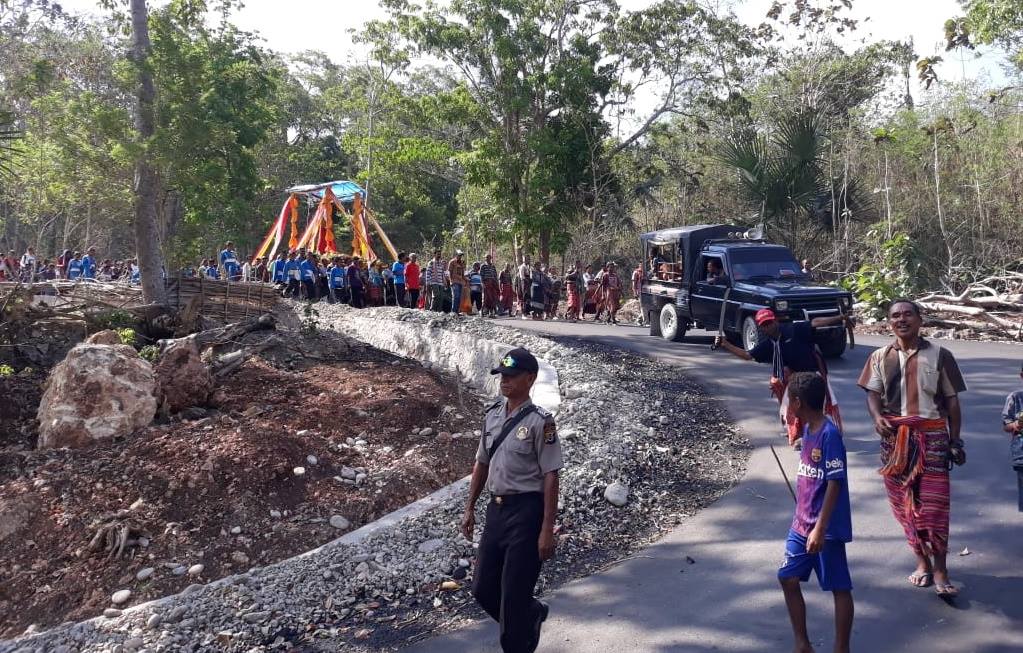 Selama Lima Hari, Aparat Polsek Rinhat Amankan Perarakan Patung Bunda Maria Nain Feto Malaka